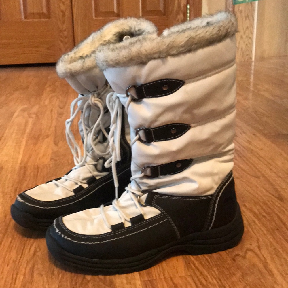 Women’s Totes winter boots